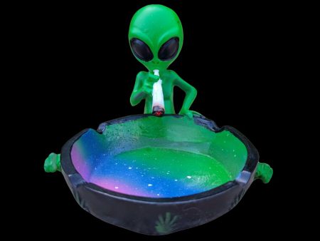 Cloud 8 Smoking Alien Ashtray For Discount