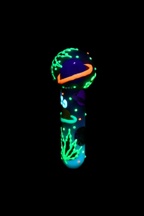 420 Painted Glow In The Dark Glass Hand Pipe - 6ct Bundle Supply