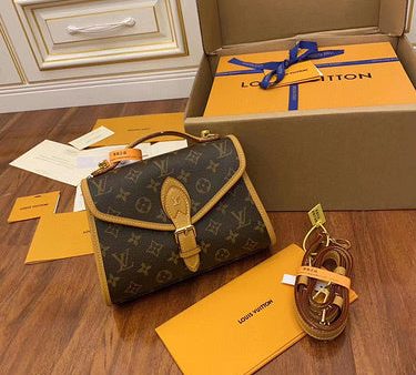 EH - Louis Vuitton Women Bags - 710 on Sale